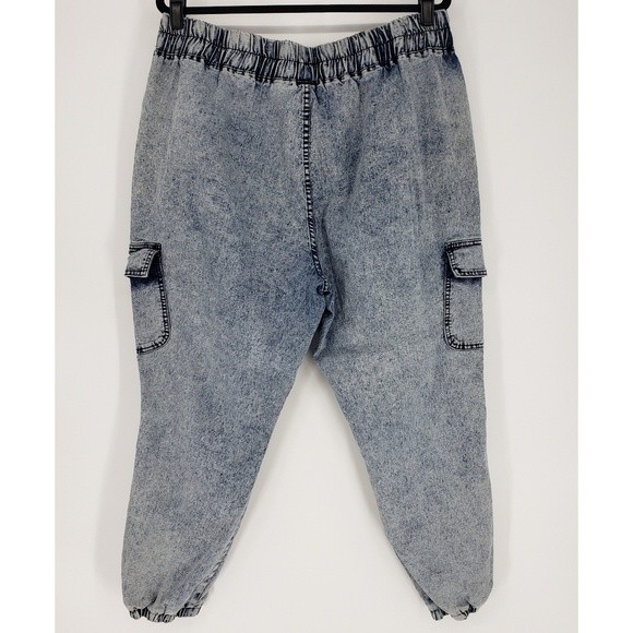 Hybrid & Co Acid Wash Cargo Crop Jogger Jeans 2X - Picture 2 of 9